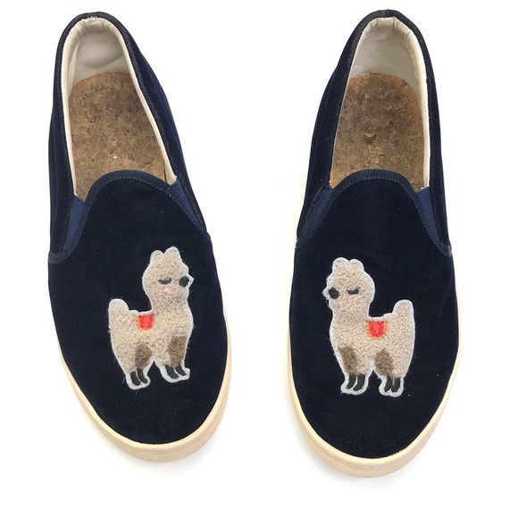 soludos llama slip on